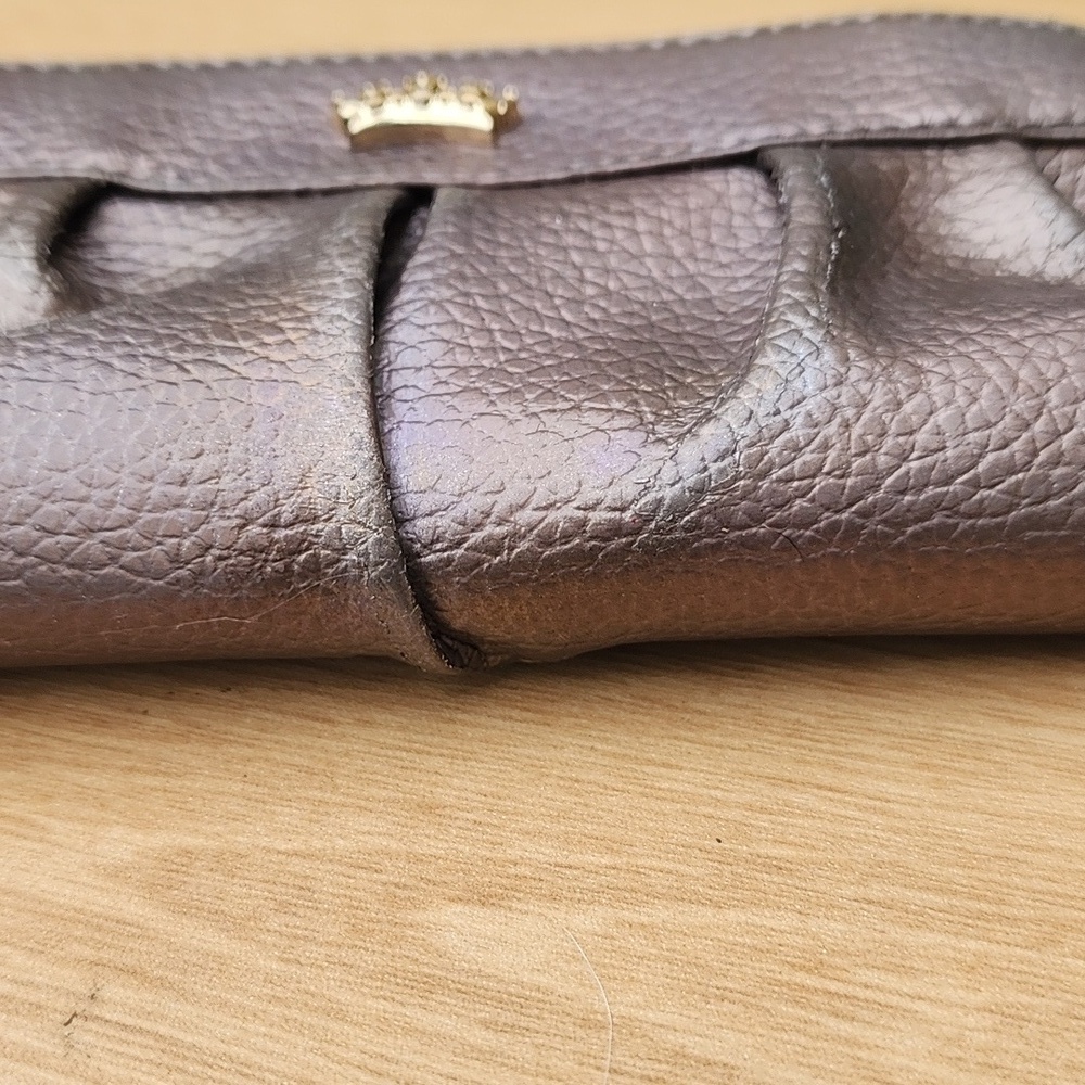 Juicy Couture Iridescent Convertible Purse Wallet - Picture 6 of 15